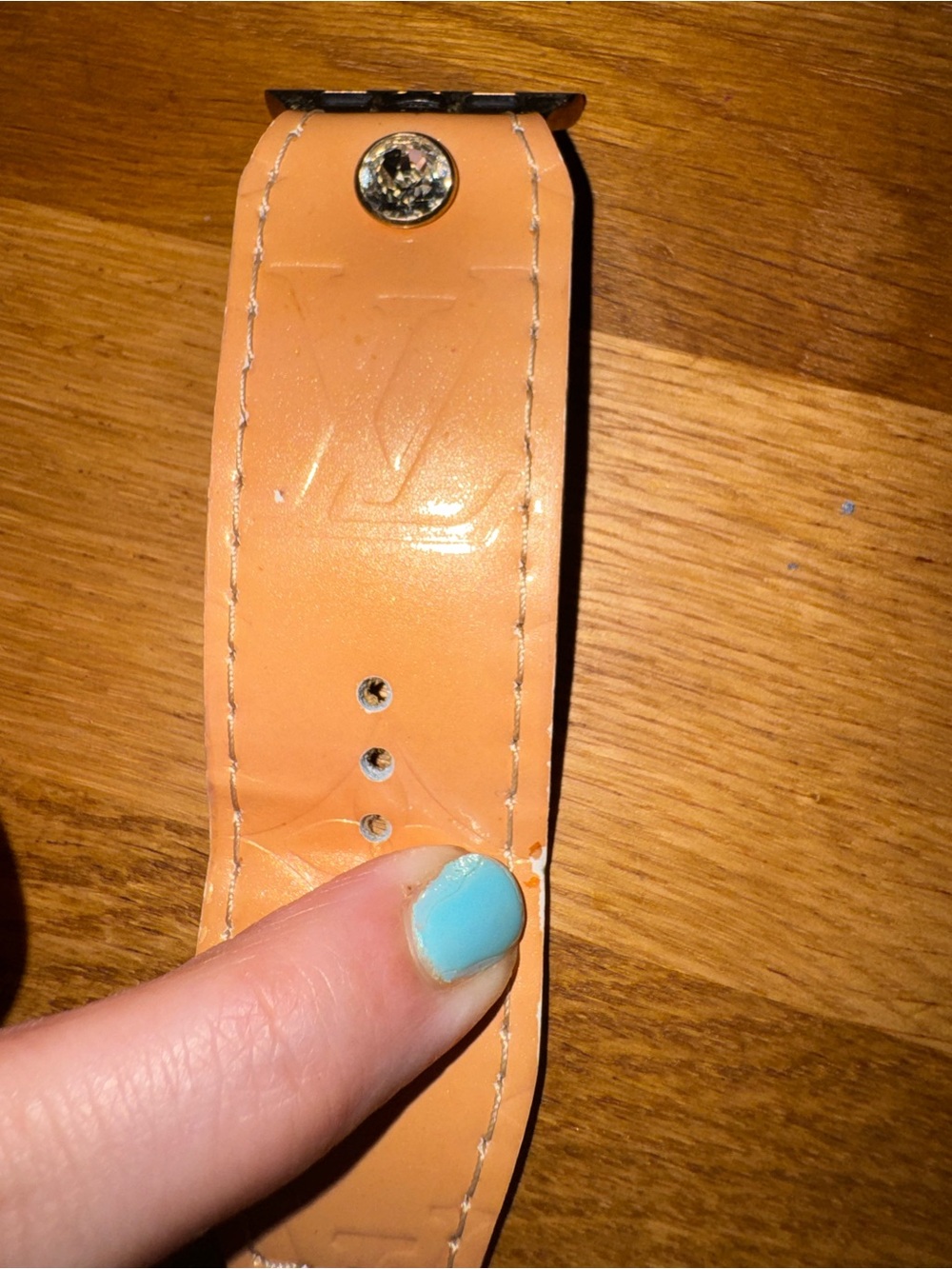 LV Vernis Peach Leather Watch Strap with Gold Hardware - Picture 4 of 6